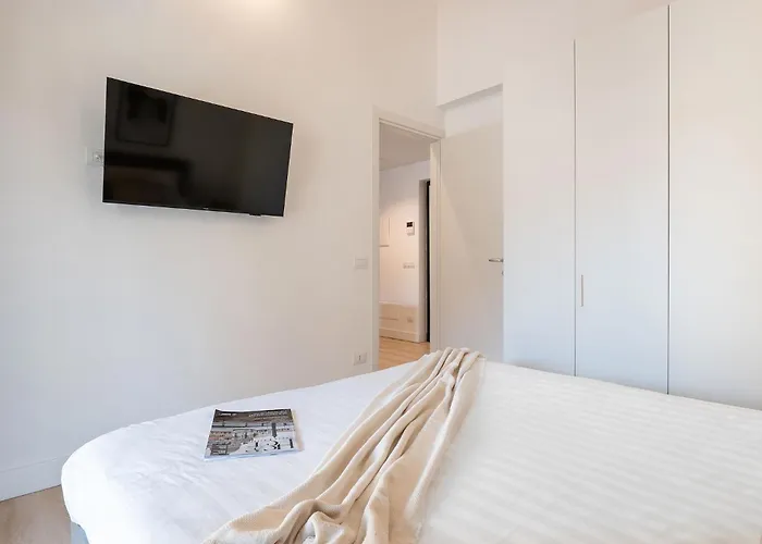 Urban Oasis Labicana Modern Loft With Terrace